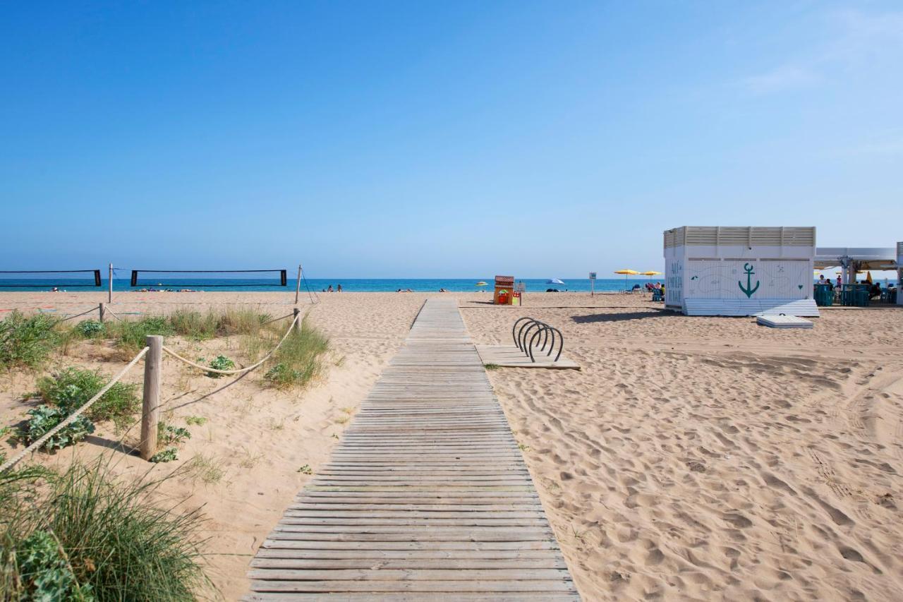 Apartamentos Marplana Castelldefels Exterior foto