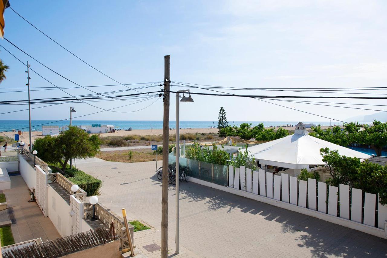 Apartamentos Marplana Castelldefels Exterior foto