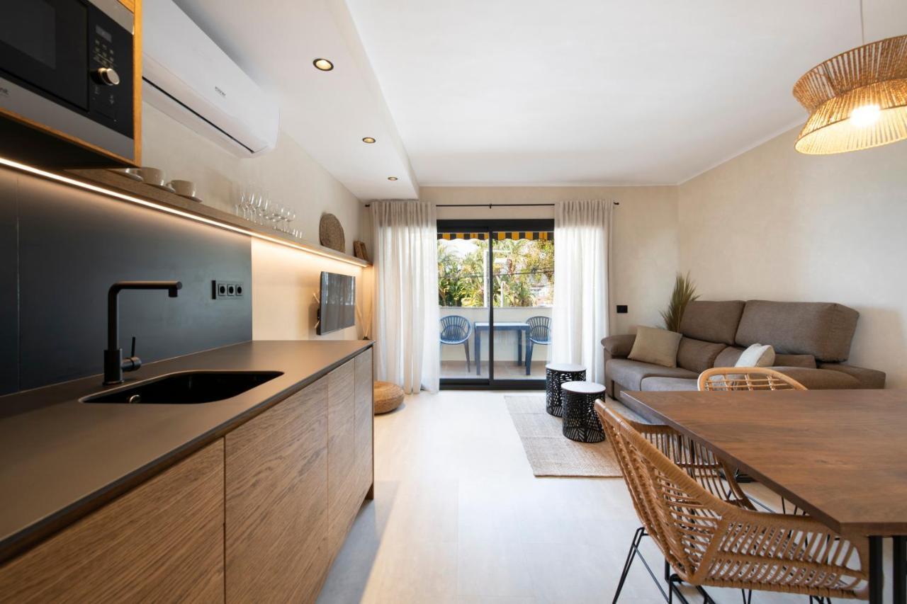 Apartamentos Marplana Castelldefels Exterior foto