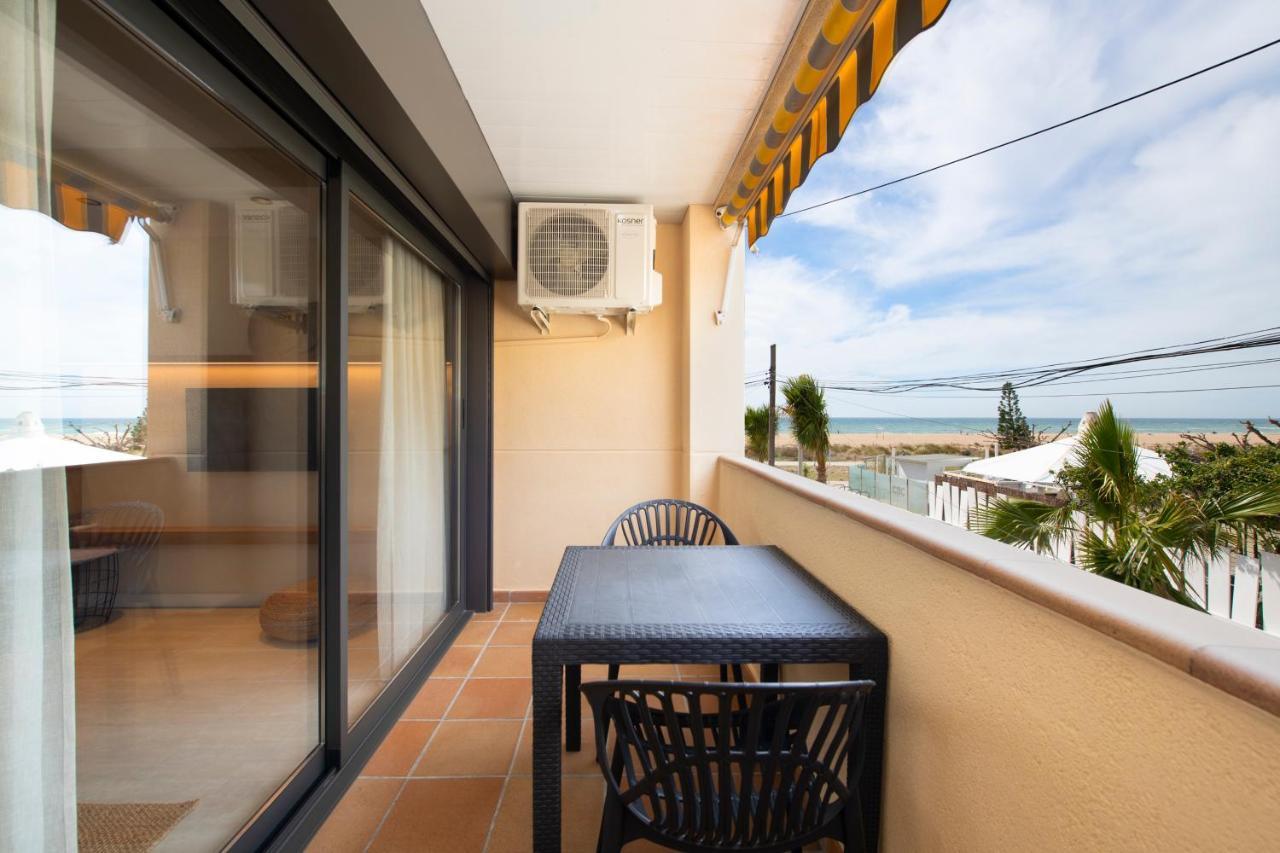Apartamentos Marplana Castelldefels Exterior foto
